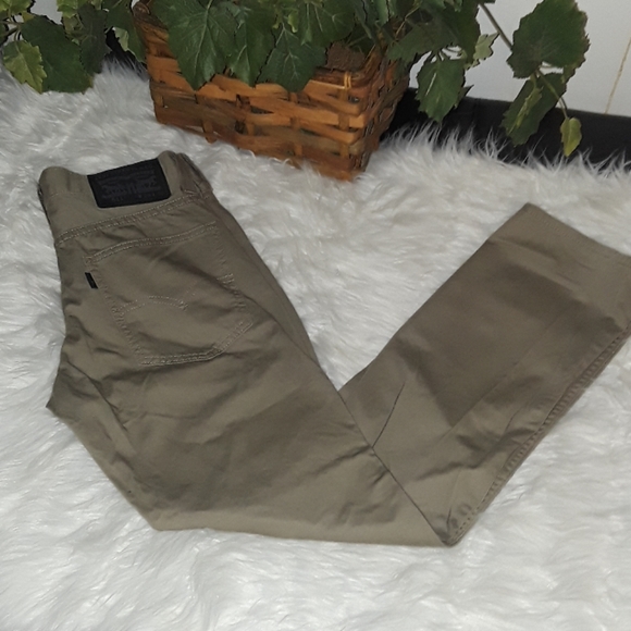 Levi's Other - 👖PRICE DROP TODAY NWOT KHAKI LEVI'S